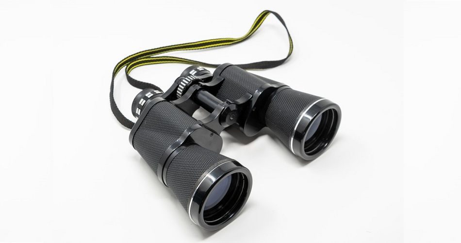 best-hunting-binoculars-under-200