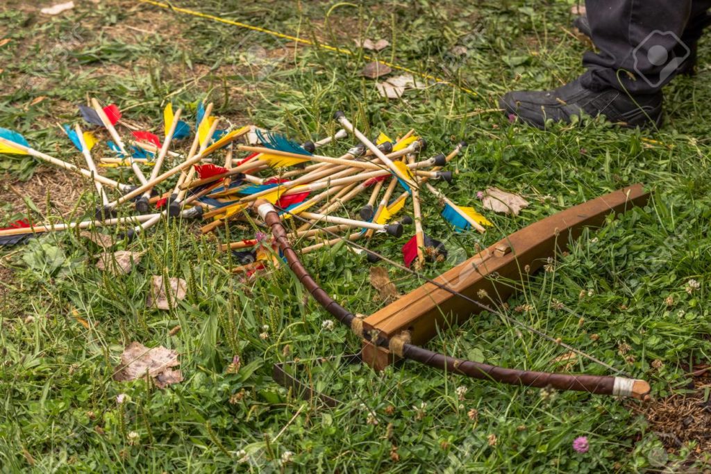 How to find arrows in the grass?