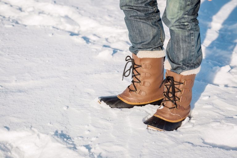 4 Ways to Keep Your Feet Warm This Winter - Hunter Experts